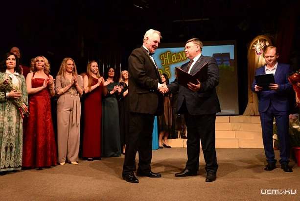 Орловский театр «Русский стиль» отметил четверть века