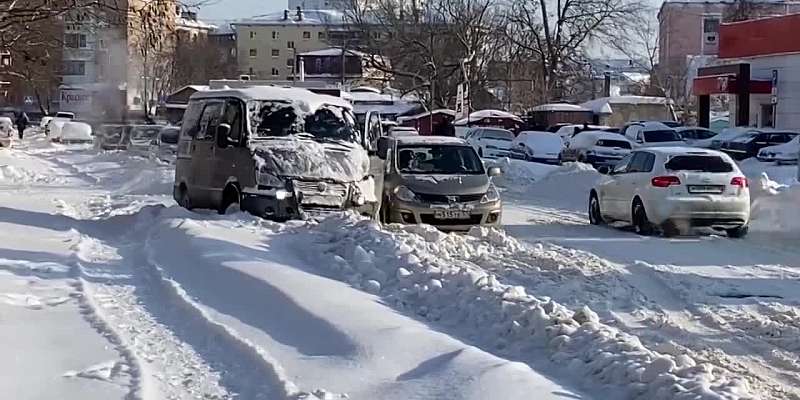 Большинство орловчан считает что с утра дороги не чищены, снегоуборочной техники по городу не видно
