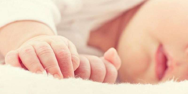 Каждый пятый орловский младенец родился вне брака