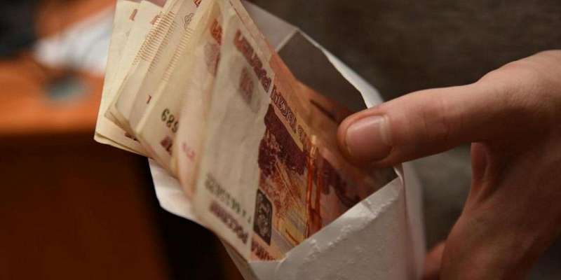 Взятка следователю в полмиллиона: в Орле пойдет под суд посредник