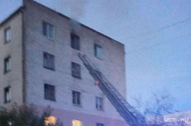 В Орле сгорело аварийное здание