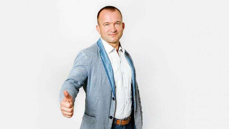 «Игрушка желаний»: еще один новогодний сувенир создаст депутат Игорь Рыбаков