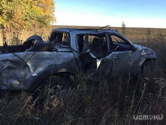 На Орловщине водитель иномарки скрылся с места ДТП, оставив пострадавших