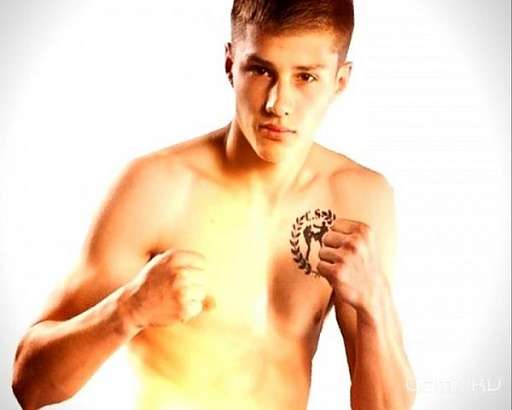 Соперник Владислава Туйнова снялся с соревнований 