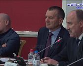 То, о чем промолчали на заседании чиновники сегодня, говорили депутаты в пятницу.