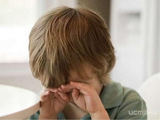 Мать, оставившую ребенка с чужим человеком, привлекли к административной ответственности