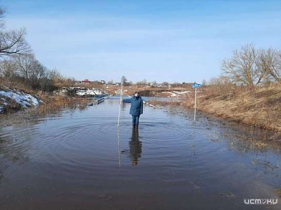 Во Мценском районе под воду ушел один низководный мост