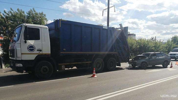 В Орле не разъехались ВАЗ и МАЗ