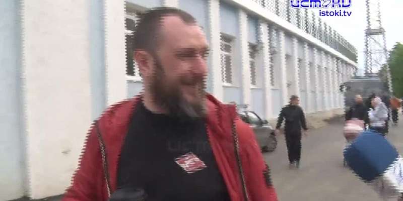 ФК "Орёл" провёл свой первый матч на обновленной домашней арене и вызвал серьезный ажиотаж.