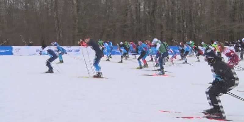 Лыжня России в этом году прошла в день всех влюбленных.