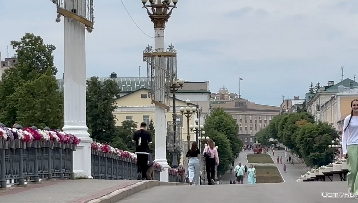 Почувствуй разницу: в Орловском образовании зарплаты в 2 раза меньше средних заработков по региону