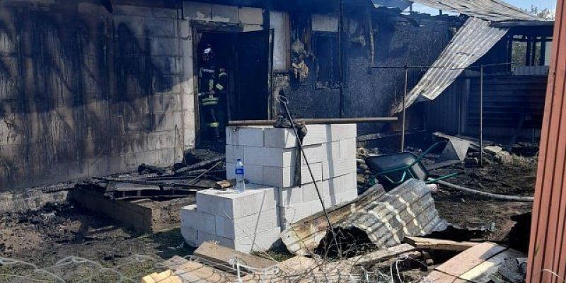 В поселке Субурбия сегодня днем случился пожар