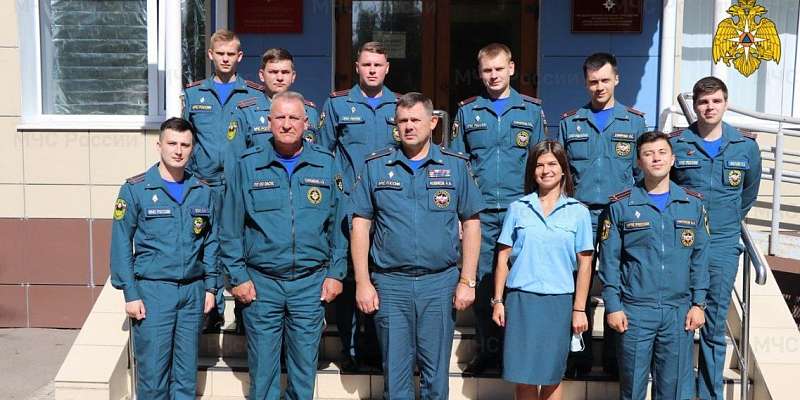 Восемь выпускников вузов МЧС пополнили ряды орловских спасателей