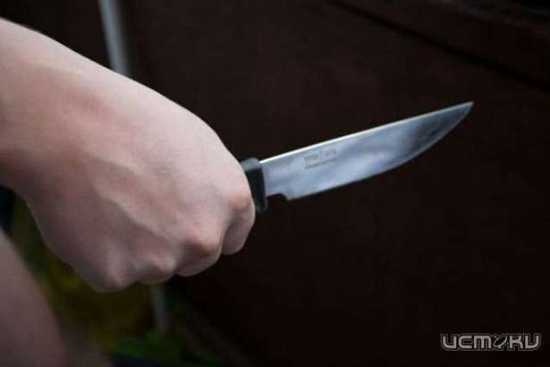 42-летний мужчина пырнул ножом орловчанина