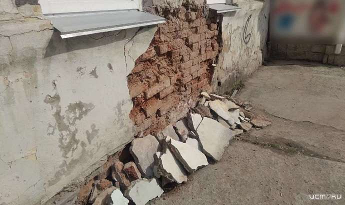 Больше пяти лет семья жила в разваливающемся доме из-за бездействия орловских чиновников