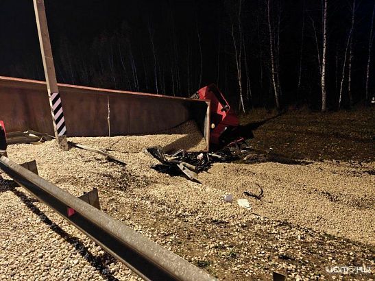 В Госавтоинспекции рассказали подробности аварии с шестью погибшими под Орлом В Госавтоинспекции рассказали подробности аварии с шестью погибшими под Орлом