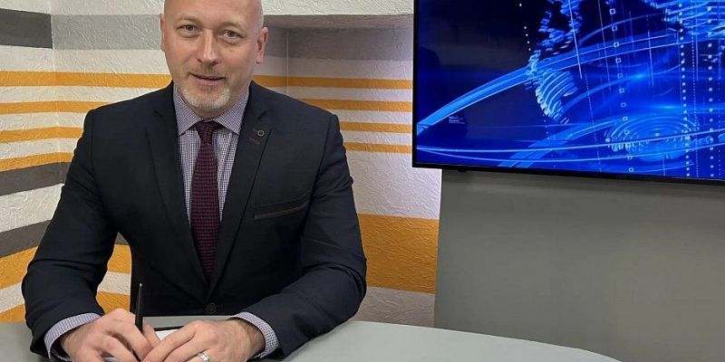 Не радостным стало для некоторых чиновников совещание в Правительстве области. Необычный апгрейд станции Русский Брод сделан компанией РЖД.  Часть рынка известного в народе как "Орловская Нива" опять пытаются продать. 