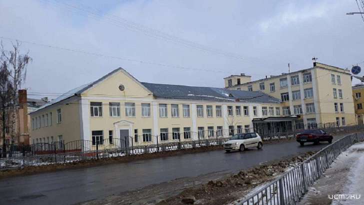 В Орле суд потребовал установить камеры по периметру школы возле вокзала 