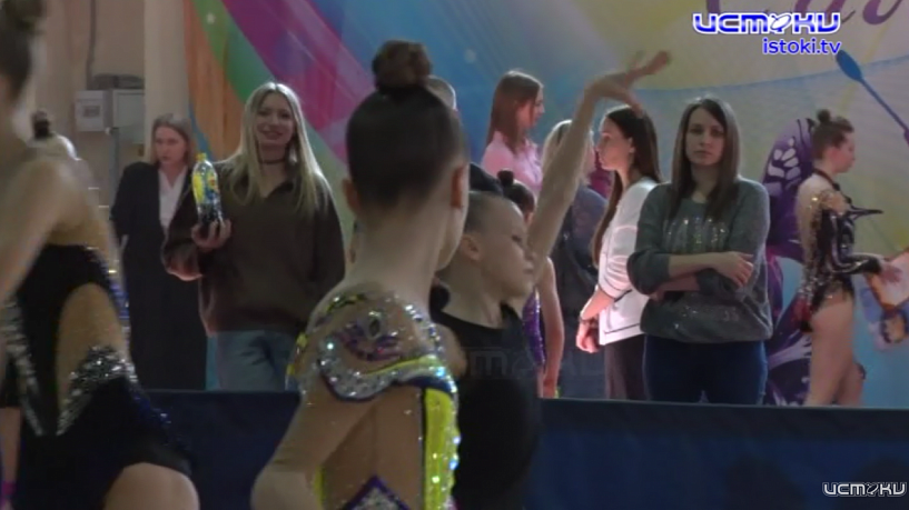 Свое мастерство на ковре продемонстрировали более 250 спортсменок. Орёл принял сразу два турнира по художественной гимнастике 