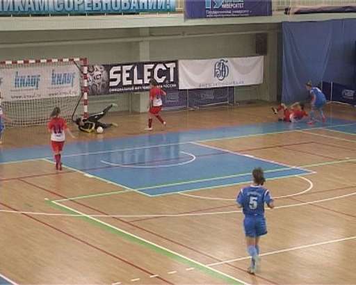  Голову пеплом посыпать не стоит! Футболистки Орла уступили действующему чемпиону страны 