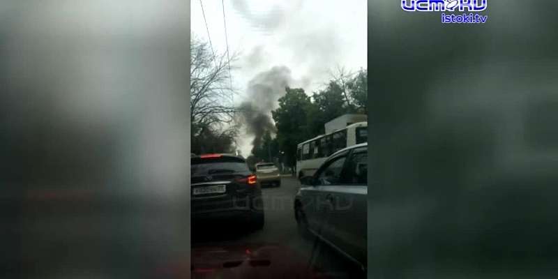 Видео: в Орле вспыхнул грузовик «Дорожной службы»
