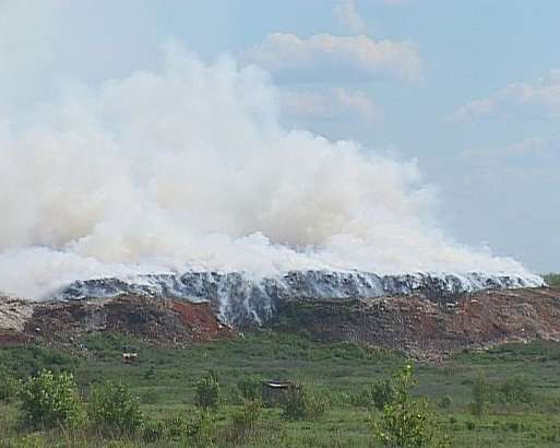 Полигон уже не горит, но тлеет