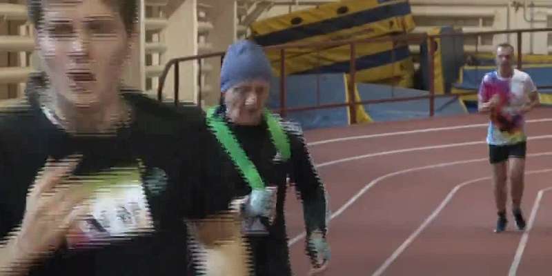Спортивное начало года: в Орле прошли первый зимний марафон и турнир по бадминтону