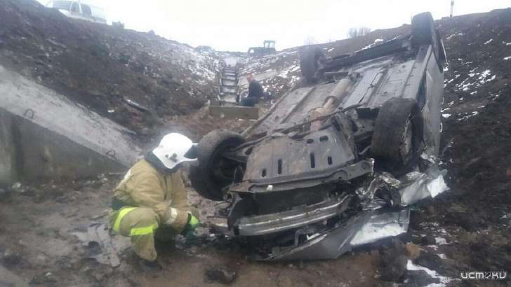 От удара отбросило в кювет: четверо пострадали в ДТП с переворотом на Орловщине