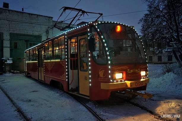 В Орле новогодние трамваи и троллейбусы запустят 31 декабря