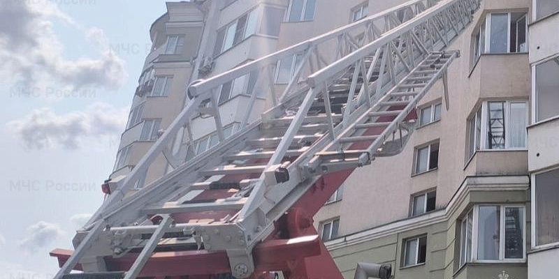 Подробности чудесного спасения малыша от падения с пятого этажа в Орле