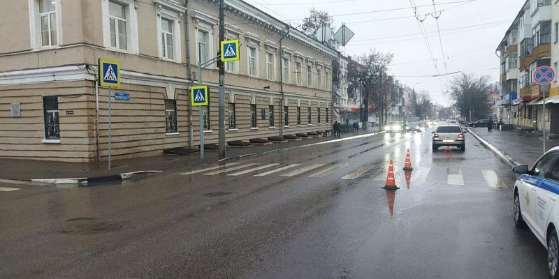 Орловчанка на иномарке сбила девушку на пешеходном переходе