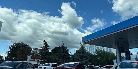Сколько времени в последние дни вы потратили на орловских заправках?