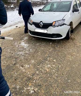 В Орле столкнулись два авто. Пострадала женщина