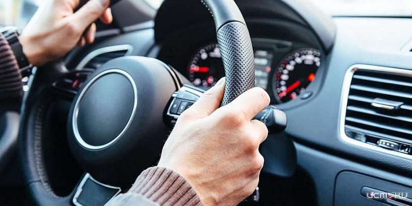 Новое знакомство в соцсетях обернулось для орловчанки угоном авто