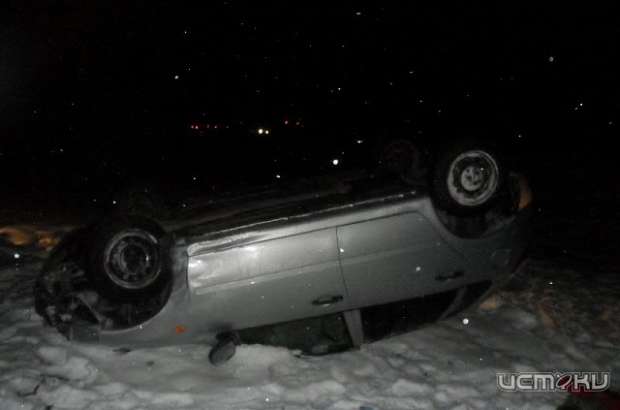 На трассе в Орловской области перевернулась «Лада Калина»