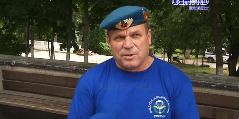 Сегодня День ВДВ. Как отмечали этот праздник, на котором принято купаться в фонтанах?