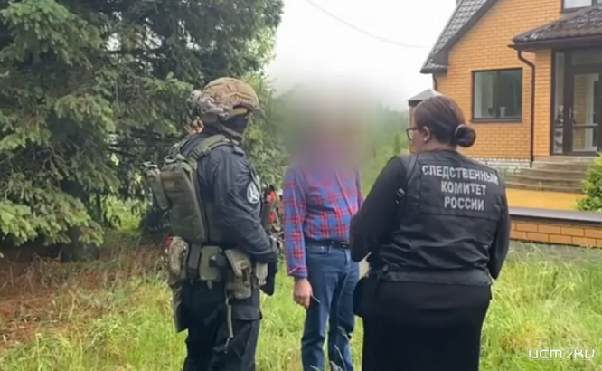 У главы Должанского района и председателя райсовета проводят обыски