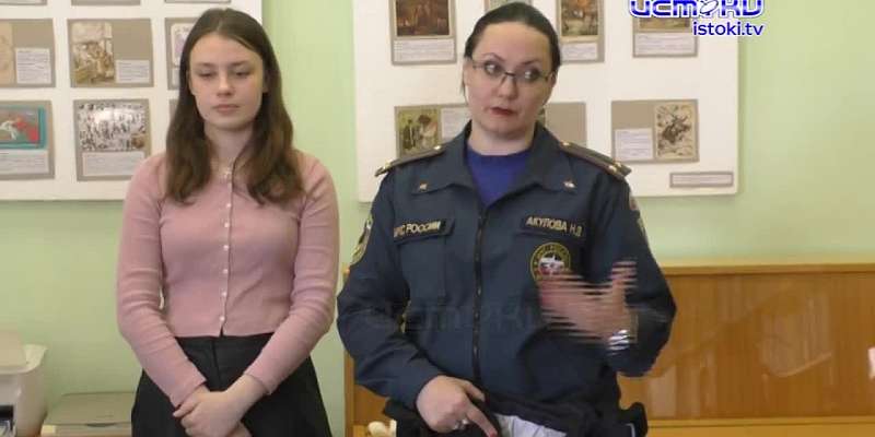 В Орле студенты-медики узнали секреты профессии пожарного