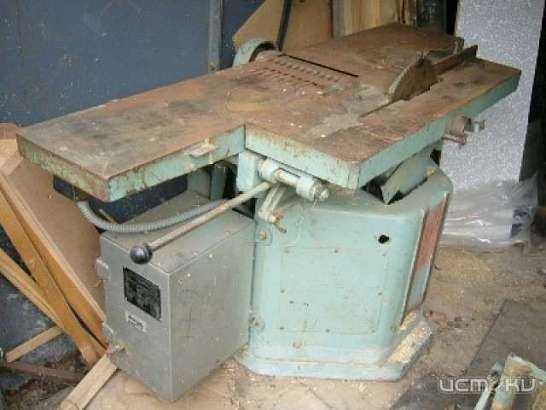 Украл и спрятал. В Болховском районе нашли подозреваемого в краже деревообрабатывающего станка