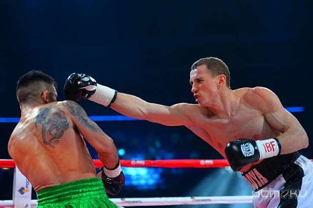 Эдуард Трояновский нокаутировал Куэнку в матче-реванше