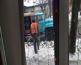 В Орле коммунальщики работают пьяными? Видео
