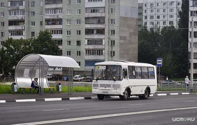 В Орле приведут в порядок остановки, изрисованные граффити