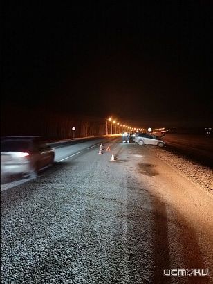 Под Орлом не разъехались три автомобиля. Четверо пострадавших