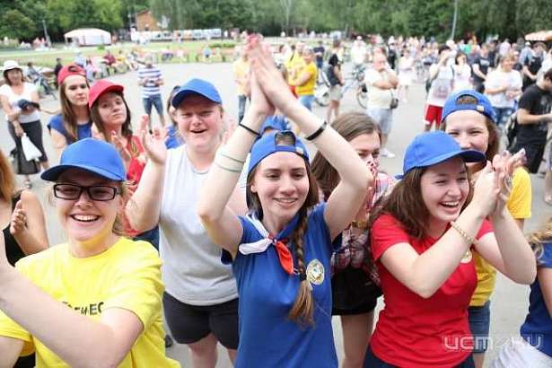 Розыгрыш призов и мастер-классы: сегодня орловчан ждут на празднике молодежи 