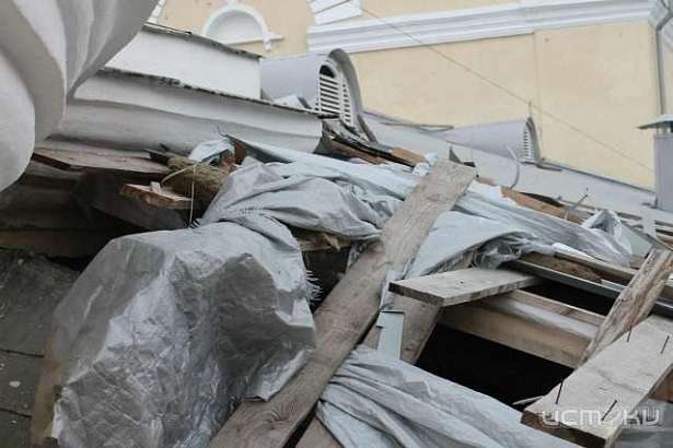 Открытие театрального сезона в ТЮЗе под угрозой срыва