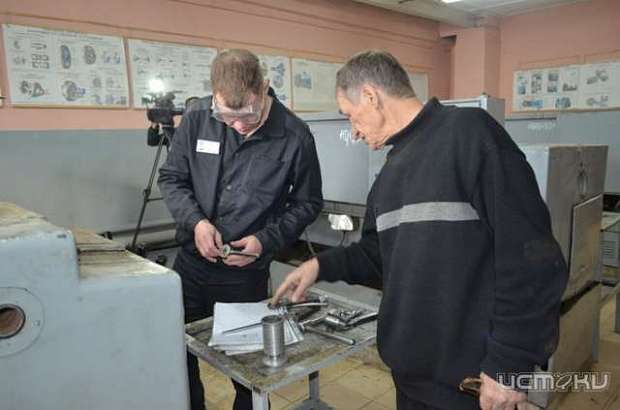 В ливенской исправительной колонии прошел конкурс «Лучший токарь -2015»