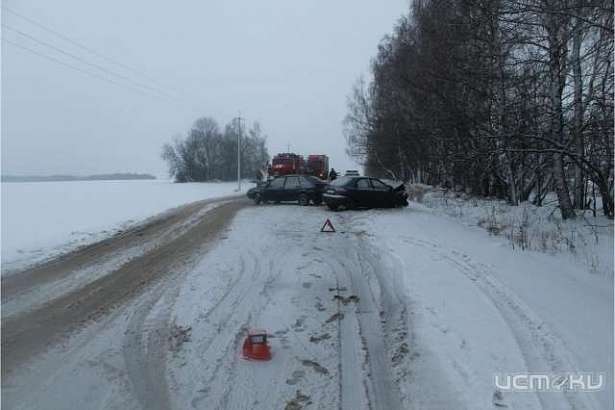 В Дмитровском районе при столкновении авто пострадали четыре человека 