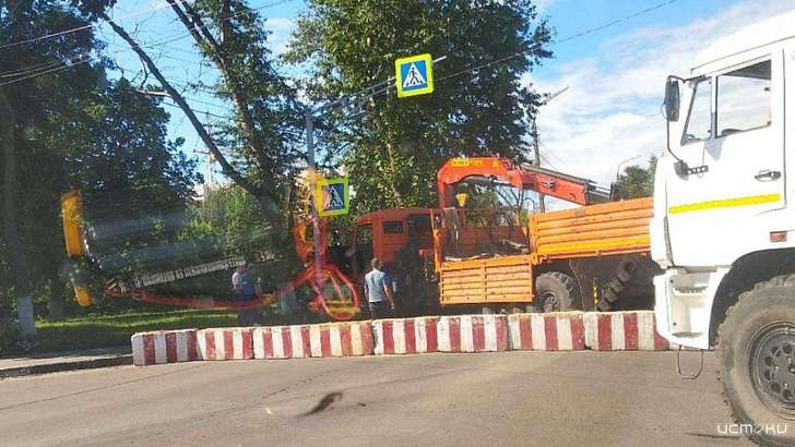 Перекрытие улицы Васильевской вызвало транспортный коллапс в Орле