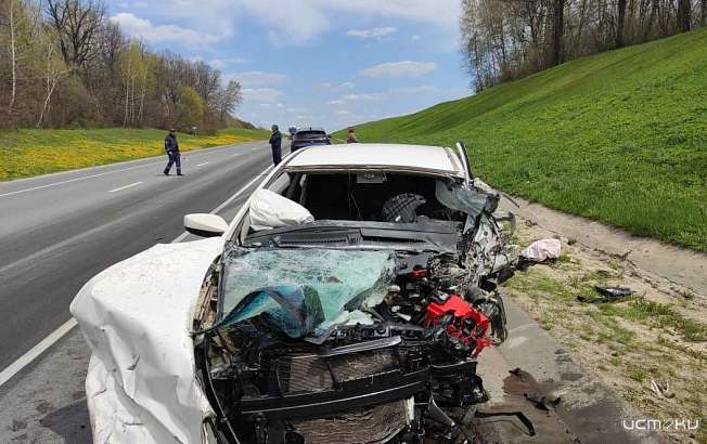 Под Орлом произошла автокатастрофа, в которой погиб один из водителей