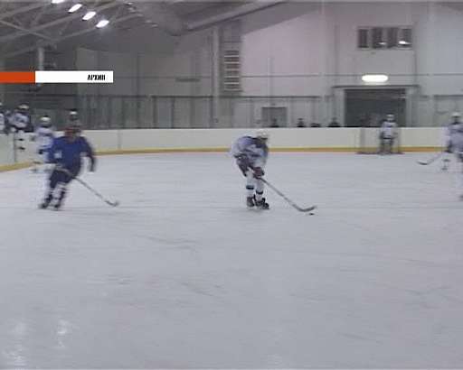 В хоккей играют настоящие спортсмены